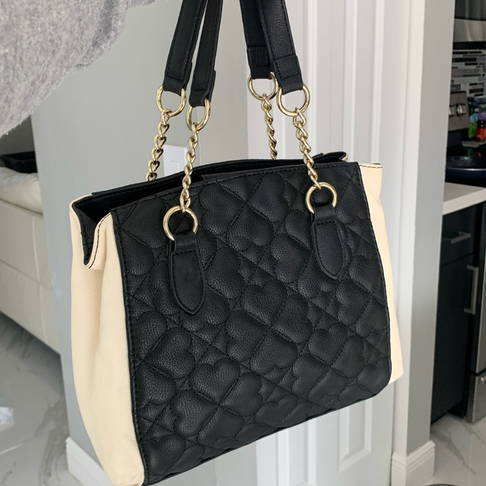 Betsey Johnson Clover Heart Chain Quilted Satchell Handbag